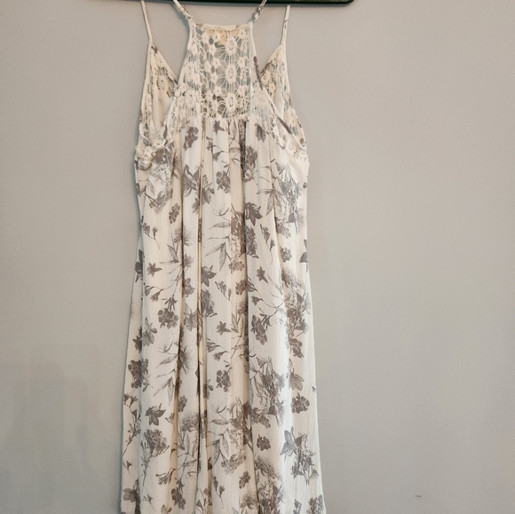Hem & Thread White and Gray Spaghetti Strap Dress with embroidered  neck Size S - Picture 5 of 5